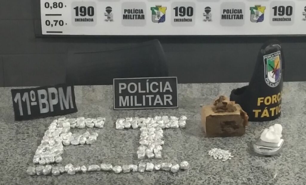 Tres homens e uma mulher sao presos por trafico de drogas em Tobias Barreto