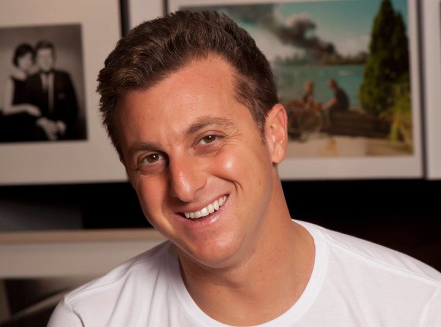Angelica e Bolsonaro fizeram Luciano Huck desistir de ser candidato diz colunista