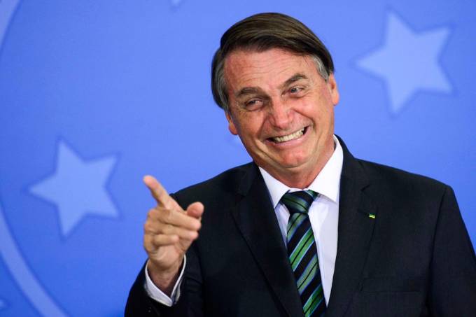 Bolsonaro comemora morte de Lazaro pela policia CPF cancelado