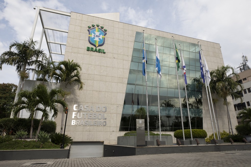 CBF faz varredura na propria sede e encontra escutas ilegais