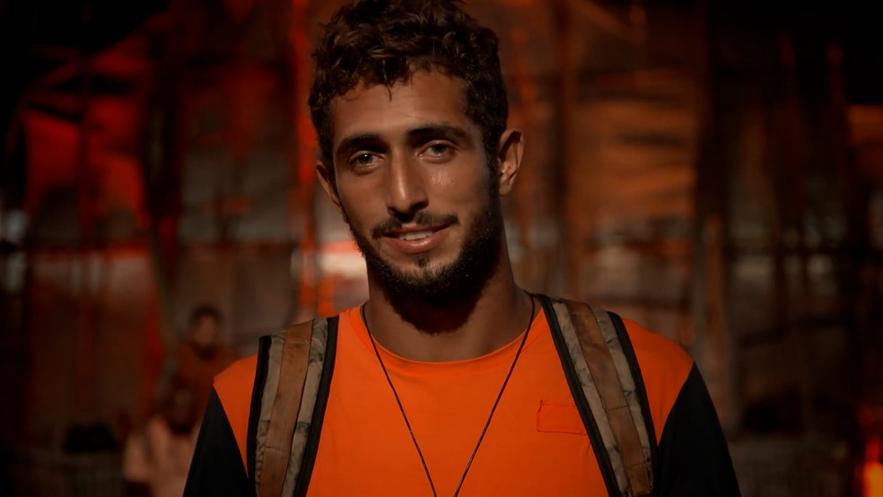 Com problemas de saude Lucas Chumbo pede para sair e e quarto eliminado do No Limite