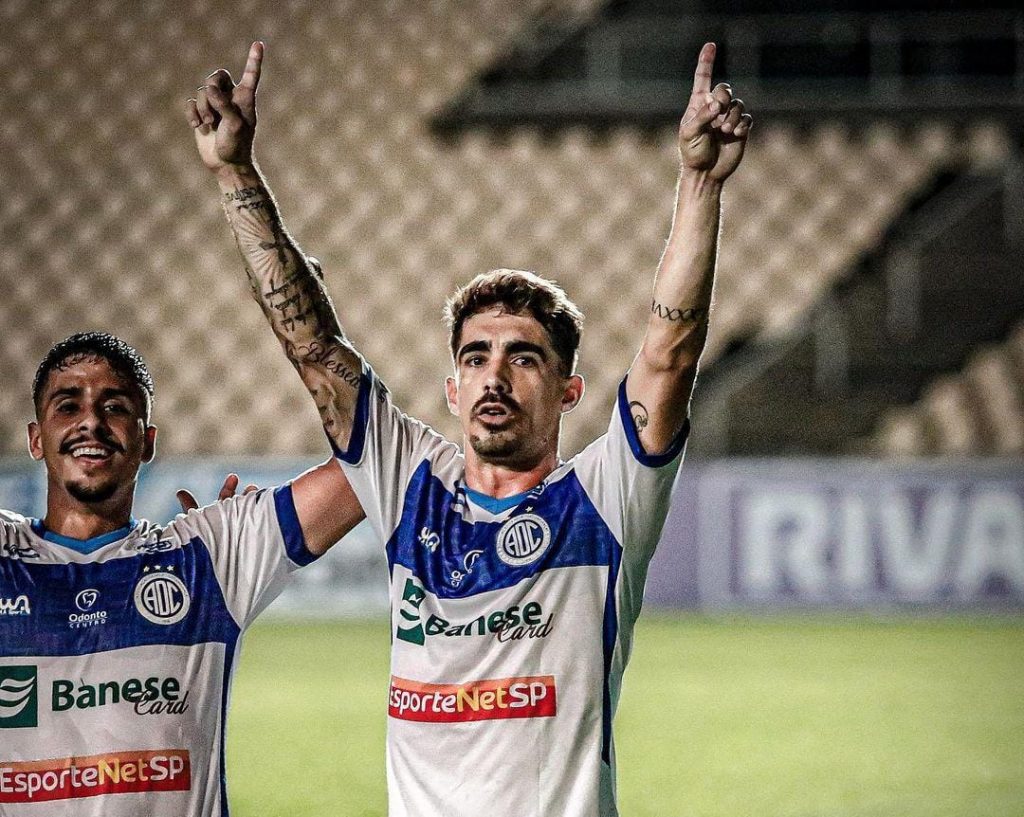 Confianca enfrenta Vila Nova pelo Brasileirao nesta terca 22