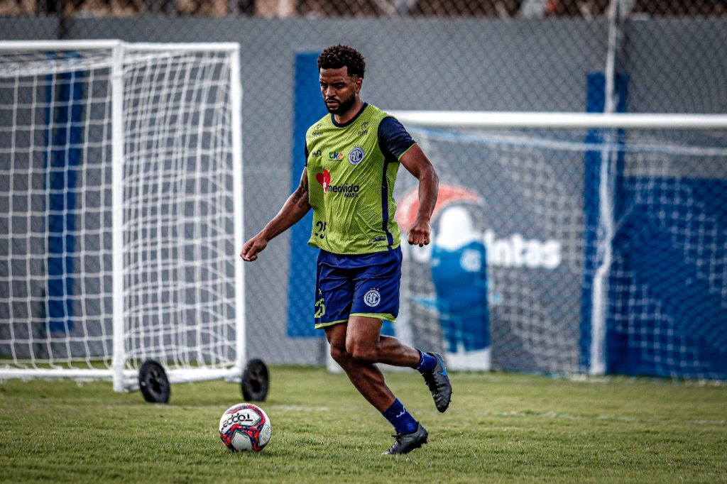 Confianca se prepara para enfrentar CRB fora de casa pelo Brasileirao