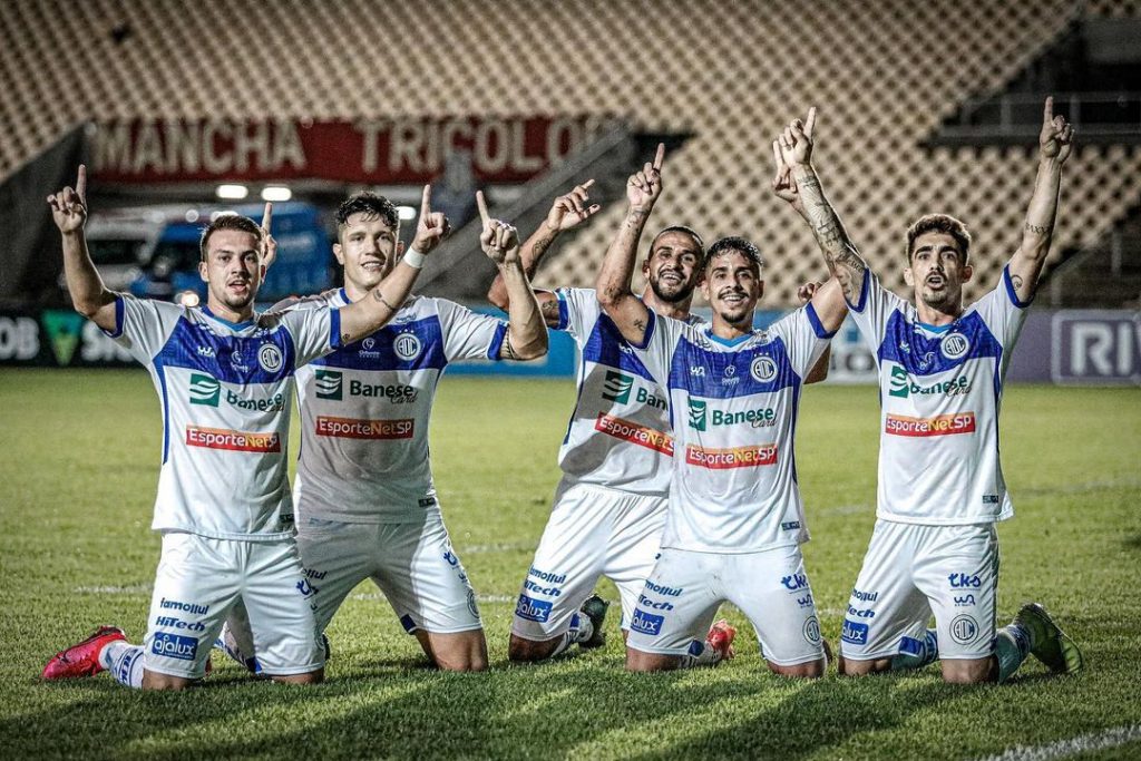 Em casa Confianca enfrenta Coritiba pelo Brasileirao nesta terca 29
