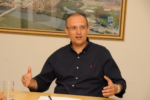 Fabio Henrique e indicado para integrar comissao que analisa PEC da Reforma Administrativa Trincheira de luta na defesa do servico publico de qualidade