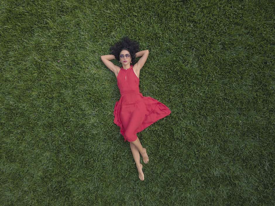 Marisa Monte lanca o single Calma apos 10 anos sem musicas ineditas novo album sai em 1o de julho