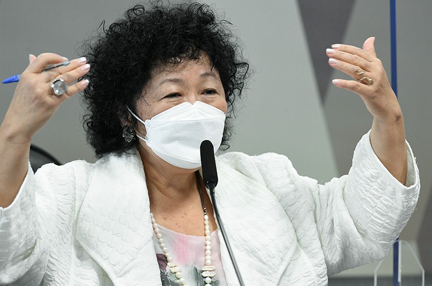 Medica defende cloroquina em CPI e senadores insatisfeitos pedem acareacao