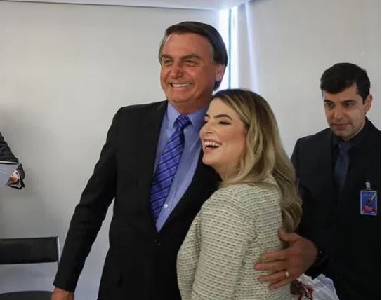 Medica paraibana que esteve com Bolsonaro nega ‘ministerio paralelo e cita entrevista apos encontro