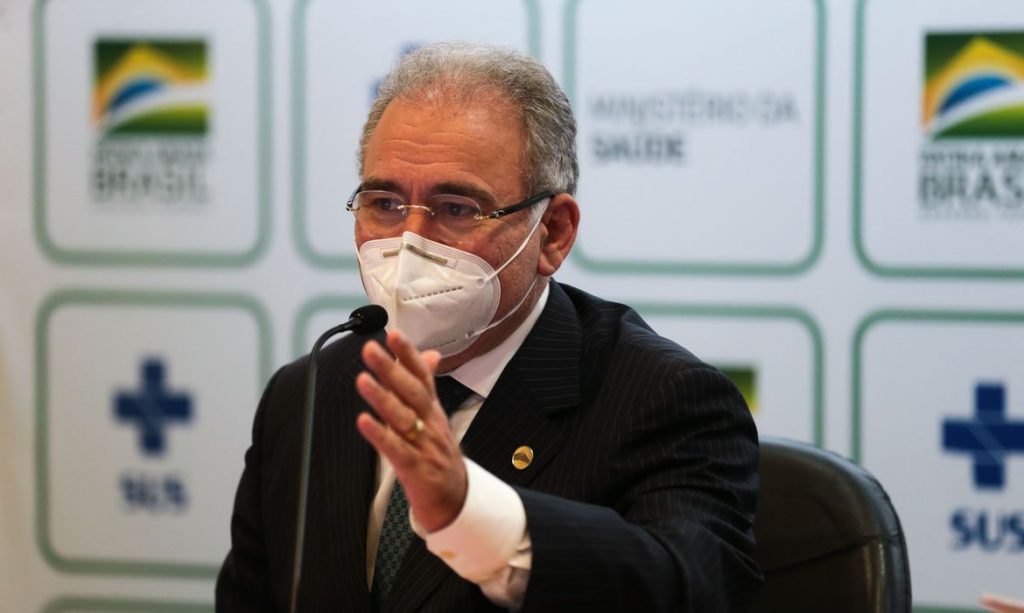 Ministro da Saude diz que 160 milhoes serao vacinados ate dezembro no Brasil