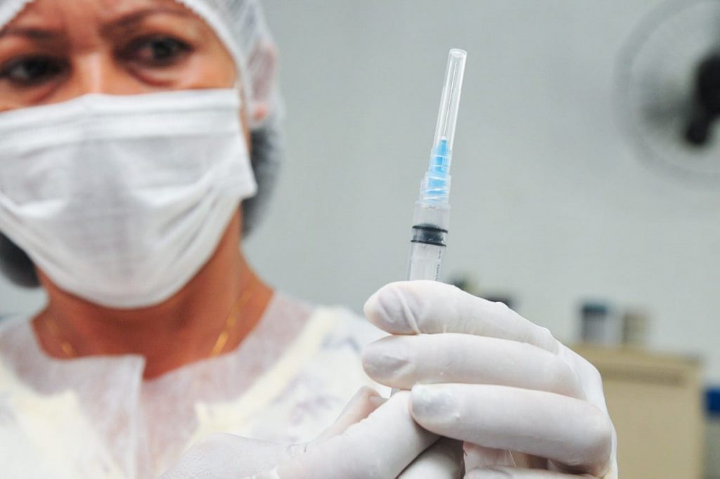 Sao Cristovao inicia vacinacao de pessoas com idade entre 54 e 59 anos neste sabado 5