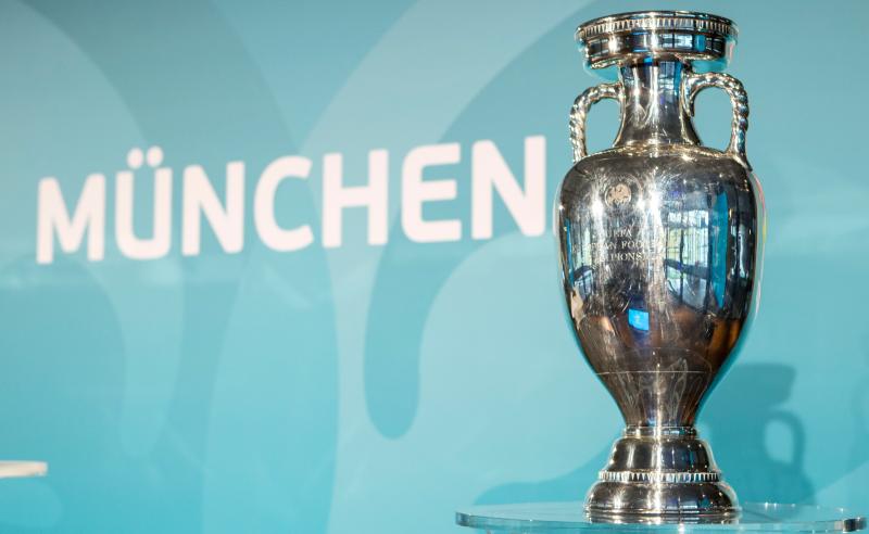 Uefa veta iluminacao arco iris pro LGBT em jogo da Eurocopa