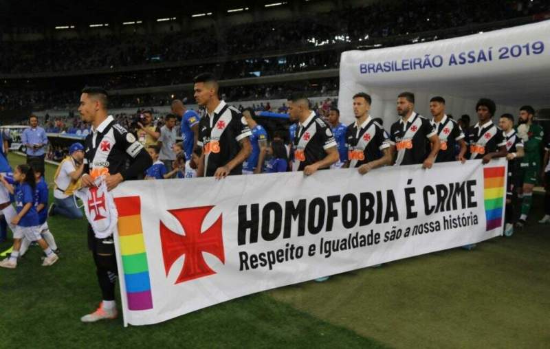 Vasco sera o primeiro clube brasileiro a lancar uniforme oficial em apoio a causa LGBT