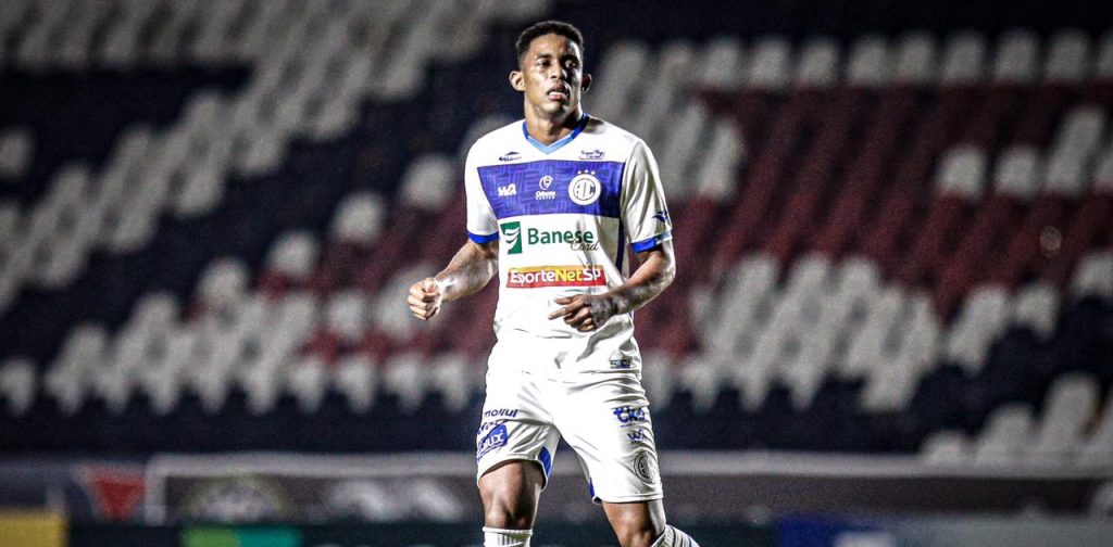 Apos dois meses no Confianca diretoria anuncia saida do atacante Alex Henrique e1627583495427