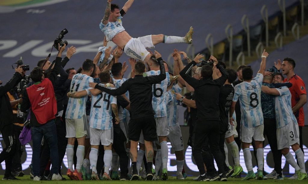 Argentina vence Brasil na Copa America e quebra jejum de 28 anos sem titulos