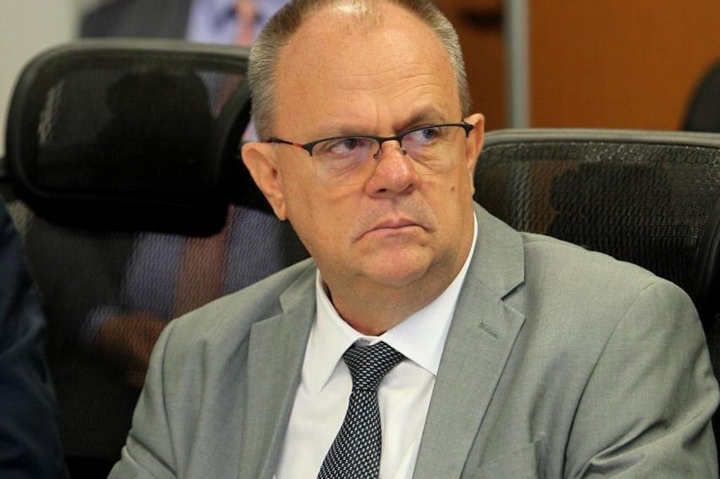 Belivaldo Chagas segue sem cumprir 12 promessas de campanha