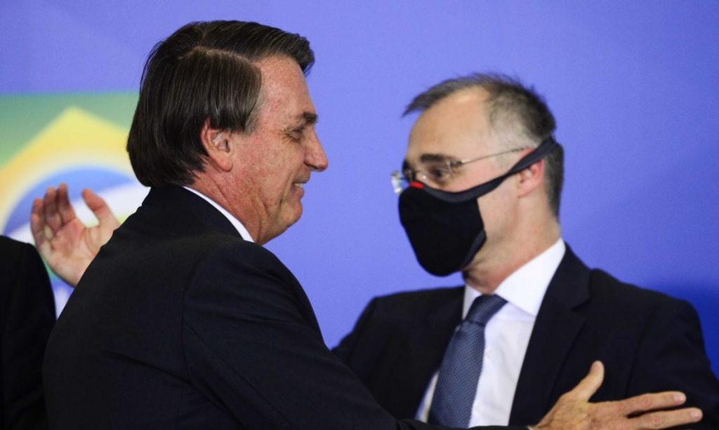 Bolsonaro indica Andre Mendonca ao Supremo Tribunal Federal