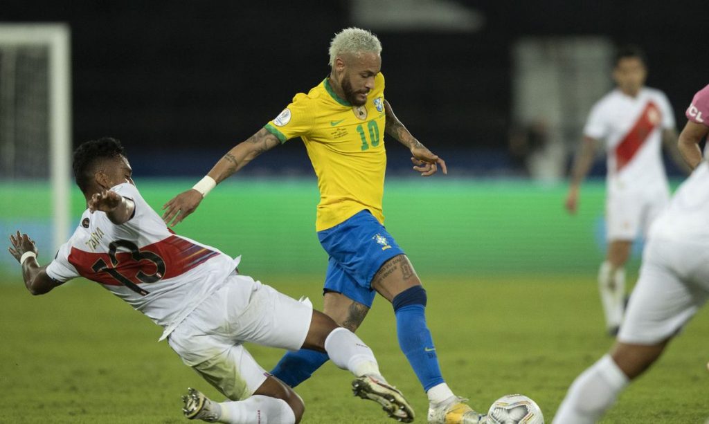 Brasil e Peru decidem vaga na final da Copa America nesta segunda 5