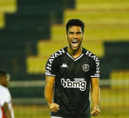 Confianca Thiago Reis chega de emprestimo do Vasco para ajudar ataque azulino