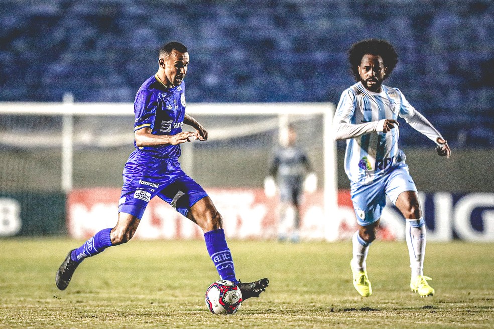 Confianca fica no empate com o Londrina e permanece no Z4