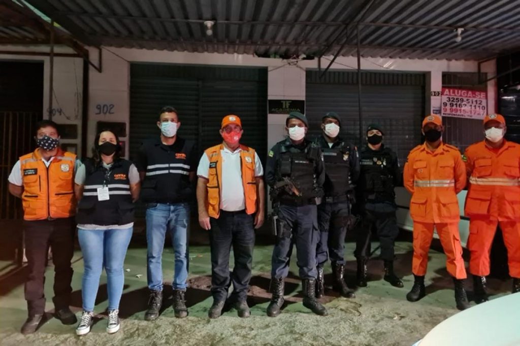 Covid 19 Cinco pessoas sao presas e 21 estabelecimentos sao fechados por descumprimento de decreto
