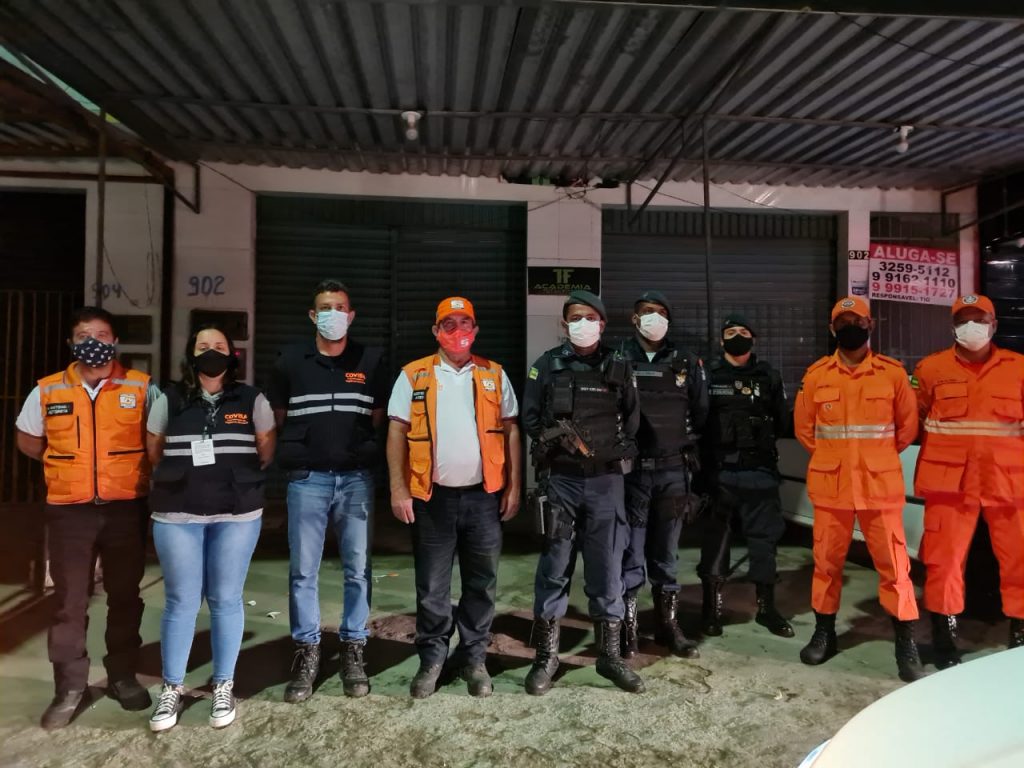 Em menos de 24h apos autuacao bar clandestino com 400 pessoas e fechado em Aracaju
