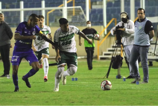 Estamos envergonhados desabafa Serginho apos goleada sofrida pelo Confianca na serie B