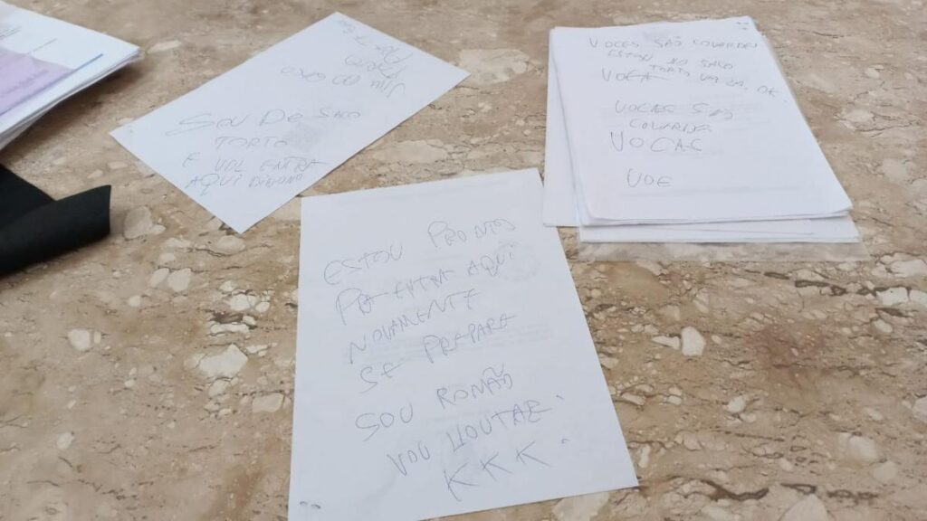 Homem arromba igreja em Malhador e deixa bilhete com ameacas Eu vou voltar