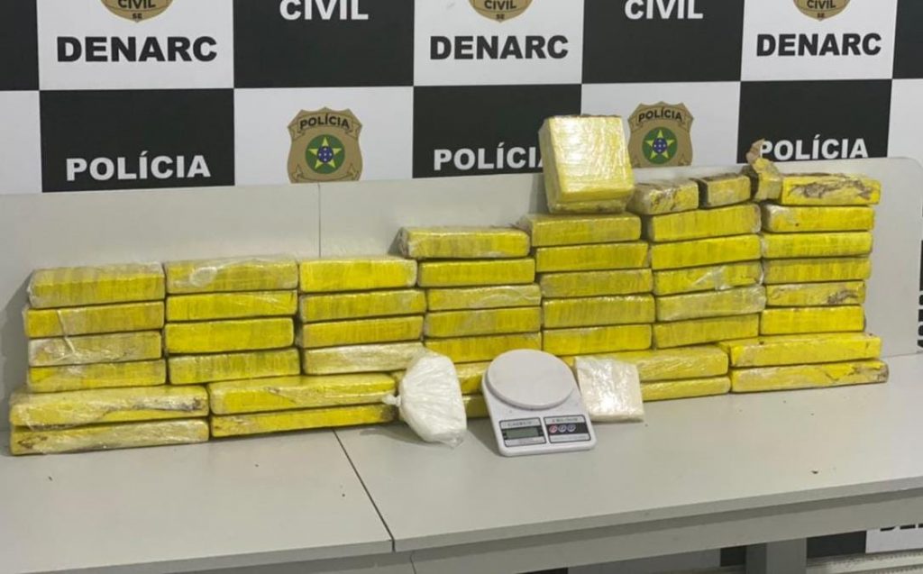 Motorista de aplicativo e preso em flagrante com 40 kg de maconha no bairro America
