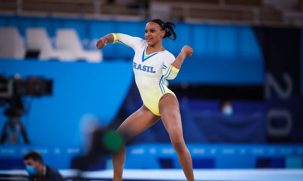 Olimpiadas Rebeca Andrade da show em Toquio e se classifica para tres finais