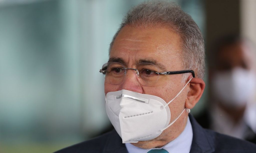 Queiroga diz que foi ele o responsavel por veto de Bolsonaro ao PL que facilitaria tratamento oral contra cancer