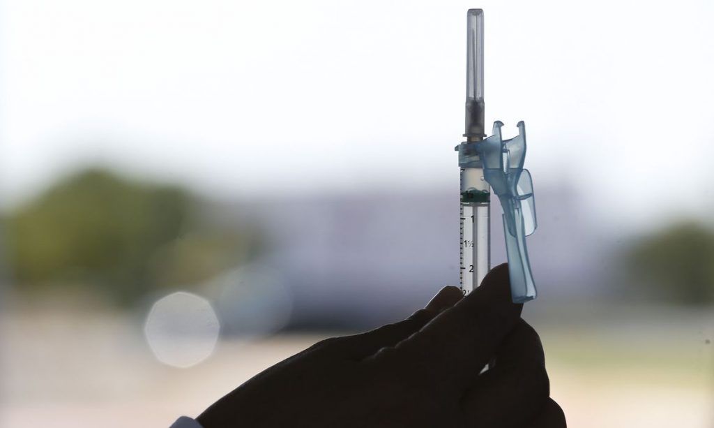 Saude distribui mais 10 milhoes de vacinas para todo o pais