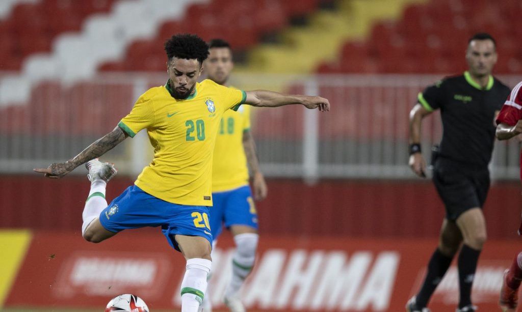 Selecao masculina goleia Emirados Arabes em ultimo teste antes da Olimpiada