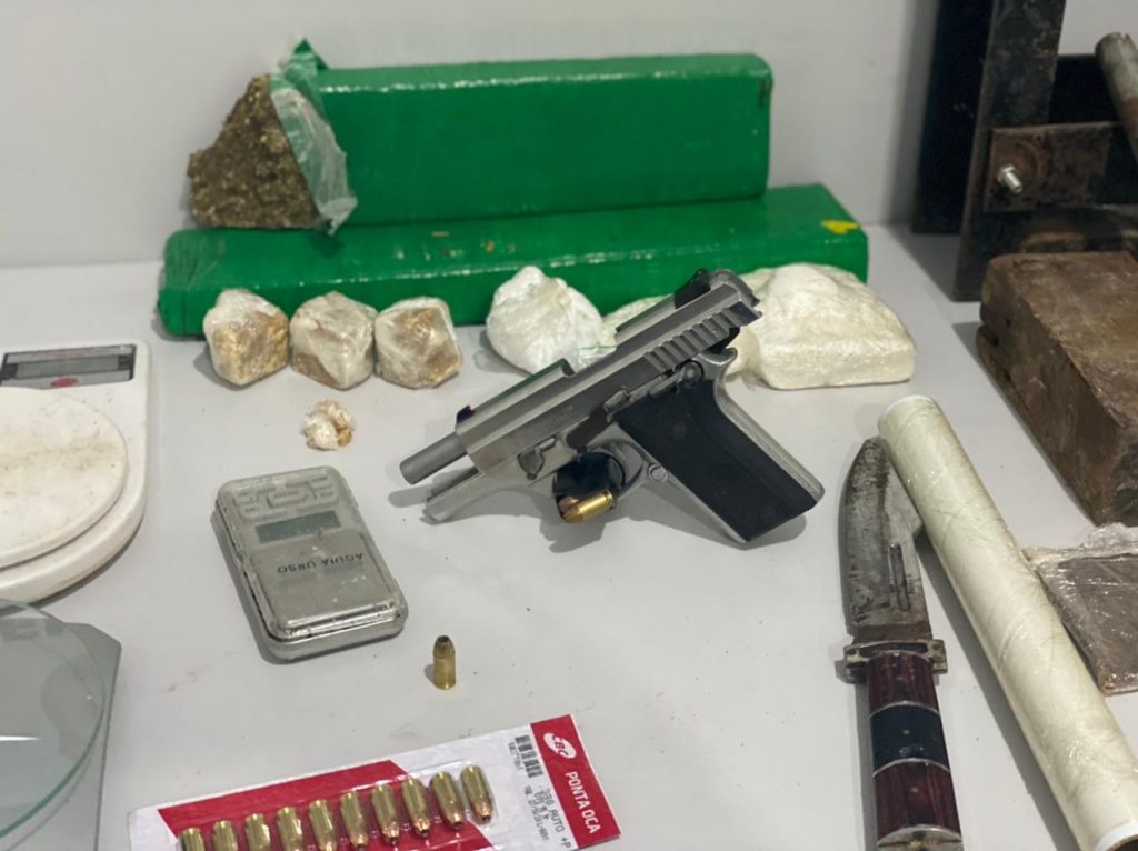 Traficante que ostentava drogas e armas em redes sociais morre em confronto com a policia em Socorro