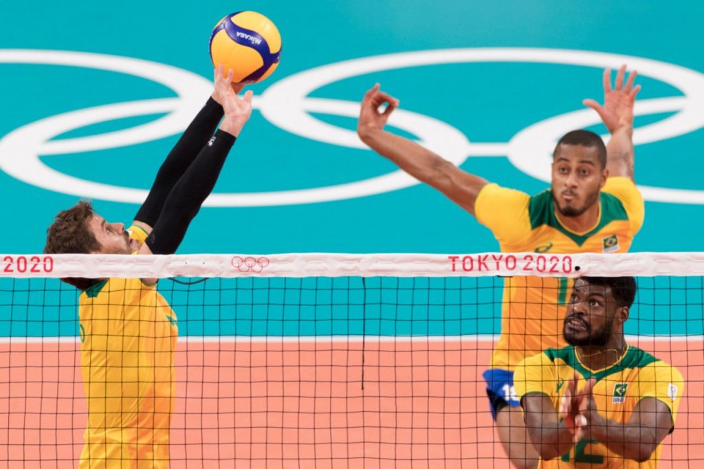 Volei Brasil vence Argentina de virada em duelo emocionante