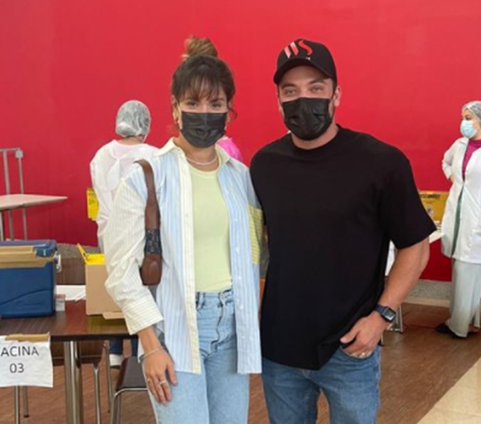Wesley Safadao e esposa na mira do Ministerio Publico por furar fila de vacinacao