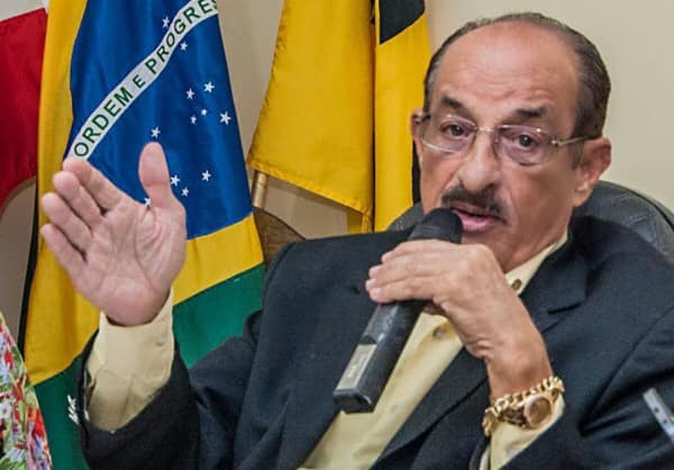 Bahia Ex prefeito de Itabuna diz que deputados cobram ate 50 de comissao em emendas