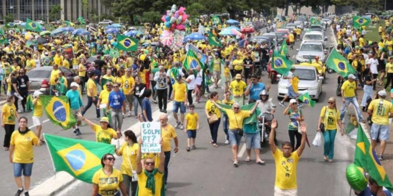 Bolsonaristas fazem manifestacoes em defesa do voto impresso neste domingo 1o