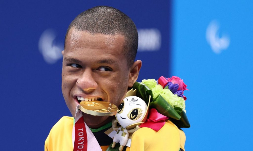 Brasil leva mais dois Ouros e um Bronze na natacao em Toquio