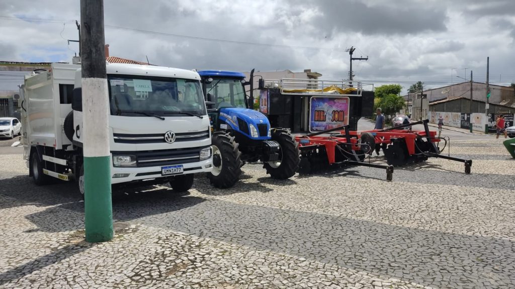 Capela 188 anos Codevasf em Sergipe entrega maquinarios