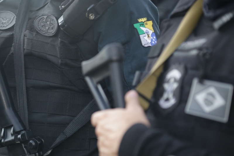 Casal e preso em Caninde de Sao Francisco suspeito de se apropriar de veiculo de locadora