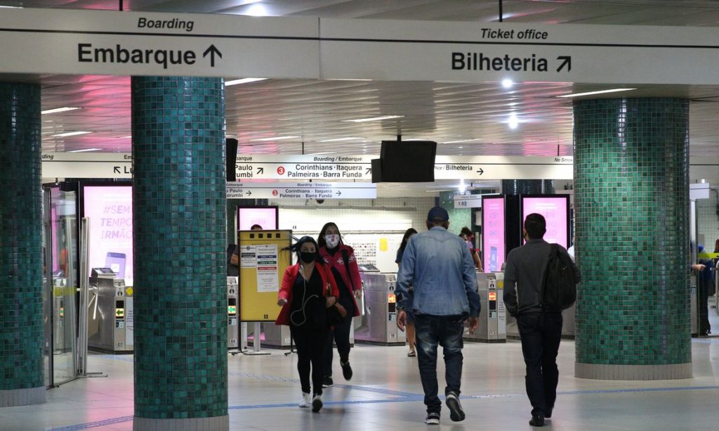 Covid 19 Brasil registra 348 mil casos e 12 mil mortes em 24 horas