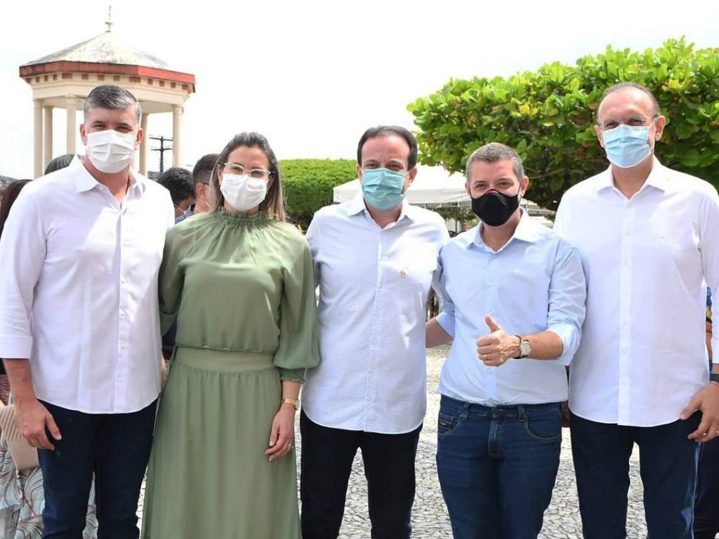 Durante aniversario de Capela Mitidieri anuncia parceria com Andre Moura para reformar ladeira do Cuminho 1