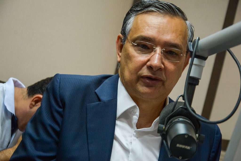 Falta prioridade e compromisso dos gestores do Estado afirma Eduardo Amorim sobre atraso nas obras do Hospital do Cancer em Sergipe