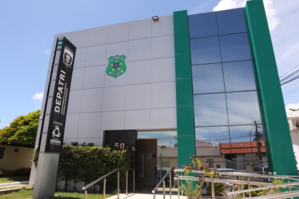 Homem se passa por gerente de banco e furta R 300 mil de conta bancaria