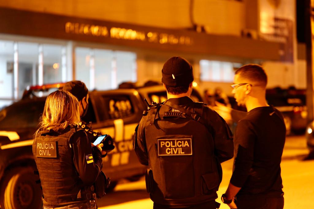 Operacao Palermo tres suspeitos de organizacao criminosa sao presos e quatro morrem em confronto com a policia