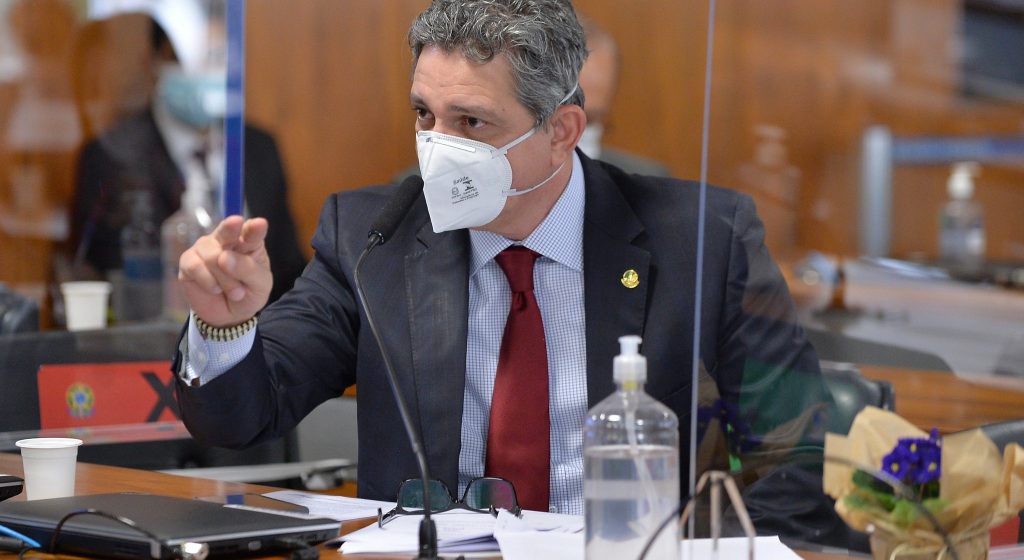 Senador Rogerio Carvalho acusa ministro Braga Netto de espionagem ninguem vai me intimidar