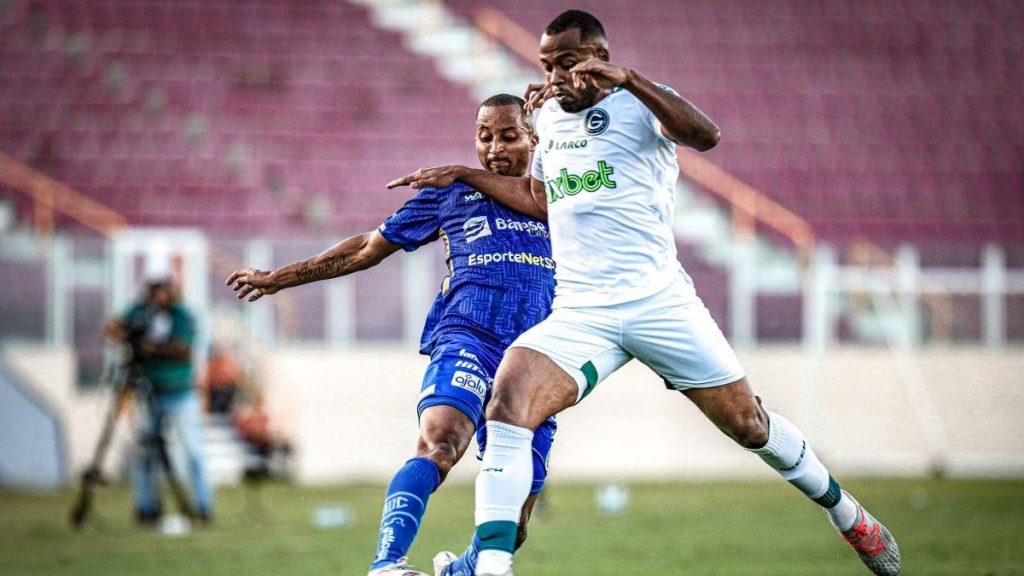 Serie B Confianca perde em casa para o Goias e acumula nona derrota em 11 jogos