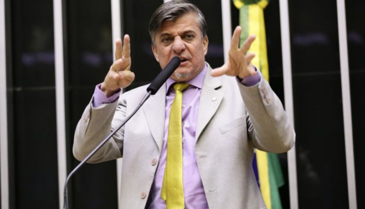 TSE cassa mandato do deputado Boca Aberta suplente Osmar Serraglio assume o cargo