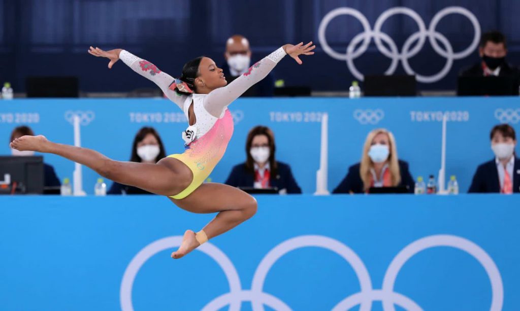 Toquio apos ouro e prata Rebeca Andrade fica em 5o lugar no solo