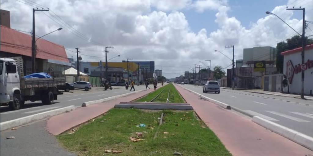 Uso de bicicleta como solucao para desafogar transporte coletivo de Aracaju esbarra em falta de politicas de incentivo